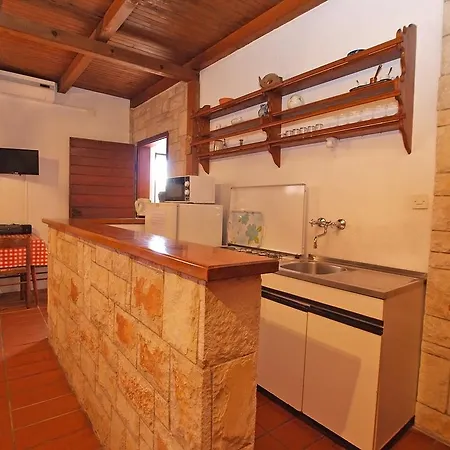 Vesna 836 Rovinj