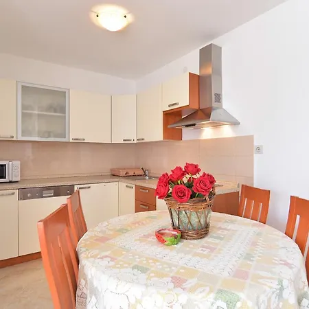 Apartment Vesna 836