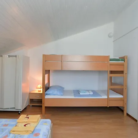 Vesna 836 Apartment *